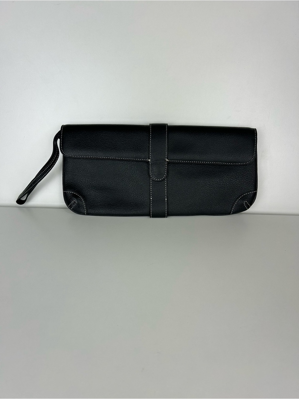 ANN TAYLOR LOFT WRISTLET CLUTCH BLACK LEATHER